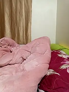 lealia699 online show from March 6, 2026, 5:15 am