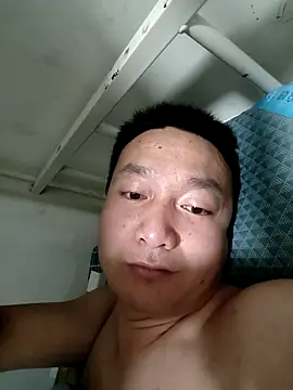 lvjinshun147 online show from April 30, 2026, 1:28 pm
