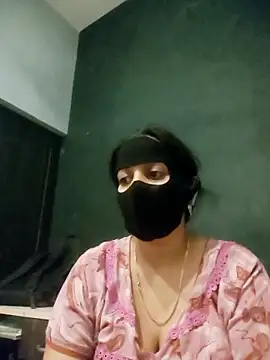 Snapshot of Tamilfathi chatting on February 8, 2026, 1:58 pm Tamilfathi online show from February 8, 2026, 1:58 pm