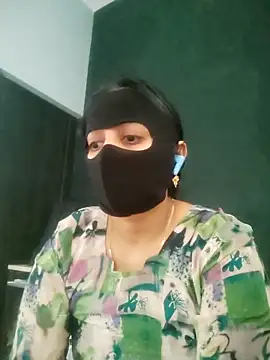 Snapshot of Tamilfathi chatting on February 9, 2026, 11:58 am Tamilfathi online show from February 9, 2026, 11:58 am