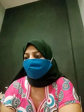 Snapshot of Tamilfathi chatting on February 11, 2026, 10:59 pm Tamilfathi online show from February 11, 2026, 10:59 pm