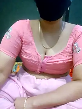 Snapshot of Tamilfathi chatting on February 12, 2026, 12:22 pm Tamilfathi online show from February 12, 2026, 12:22 pm