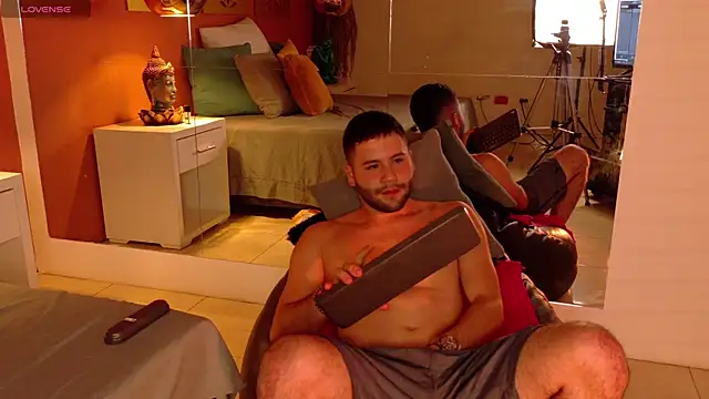 AndyKnoxx online show from January 14, 2026, 4:07 am