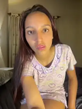 Snapshot of Eve_Ritz chatting on June 6, 2026, 5:34 am Eve Ritz online show from June 6, 2026, 5:34 am