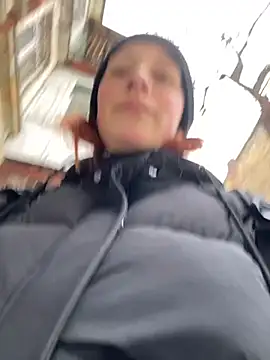 Lily Viola online show from February 4, 2026, 8:20 am