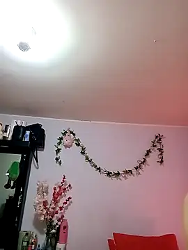 Casandramillf online show from April 16, 2026, 6:30 pm