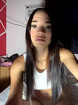 alice  cat online show from January 8, 2026, 3:42 am