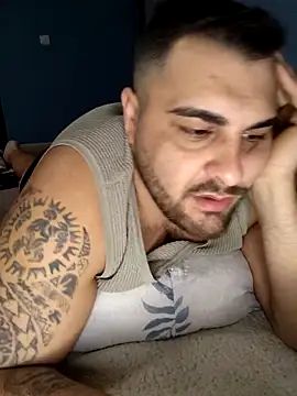 Attila98 online show from February 3, 2026, 8:19 am