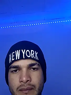 Fernandocj  online show from January 16, 2026, 5:22 am