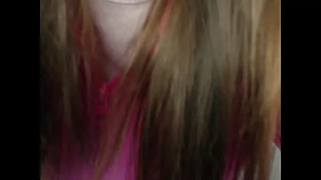 Snapshot of cammila_horn chatting on February 24, 2026, 6:11 am cammila horn online show from February 24, 2026, 6:11 am