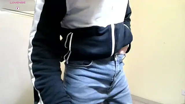 Ele7b5 online show from April 17, 2026, 10:13 pm