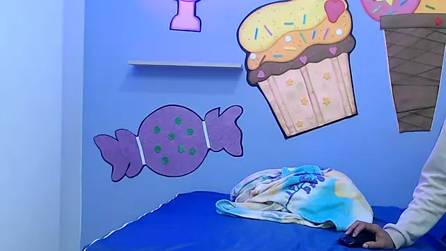 Snapshot of skinnysexzara18 chatting on February 8, 2026, 1:20 am skinnysexzara18 online show from February 8, 2026, 1:20 am