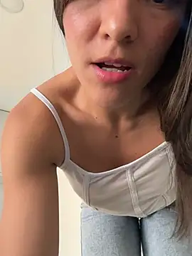 Snapshot of TaylorrHill chatting on February 17, 2026, 7:31 pm TaylorrHill online show from February 17, 2026, 7:31 pm