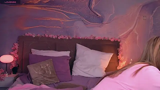 ScarletMarney online show from March 1, 2026, 3:03 pm