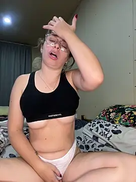 soyanahii online show from April 27, 2026, 6:17 pm