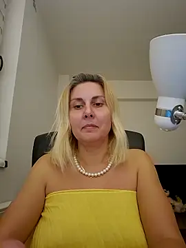 Amelia9798 online show from February 23, 2026, 6:49 pm