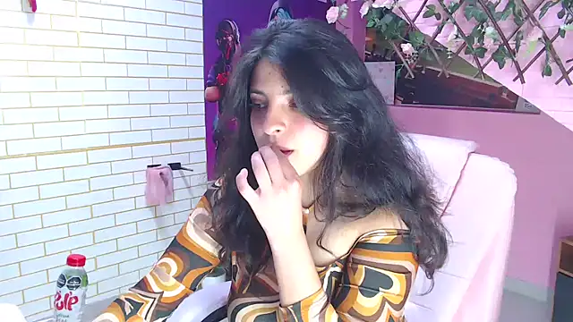 millybell303av online show from February 7, 2026, 7:28 pm