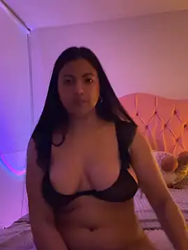 Nina Belle online show from February 28, 2026, 3:40 am