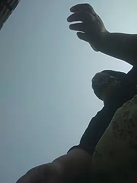 momo loves online show from February 3, 2026, 4:21 am