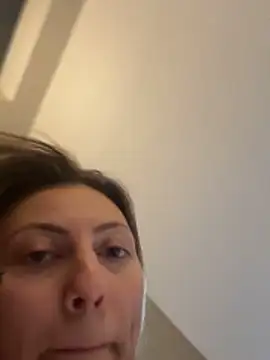 KellyKardashian online show from February 3, 2026, 6:40 am