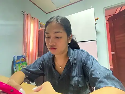 Mira Janee online show from January 12, 2026, 4:29 am