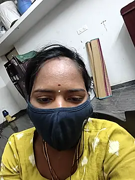 Tamil Hot Divya online show from January 11, 2026, 4:56 pm