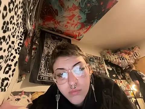 elohwelll online show from February 7, 2026, 2:26 am