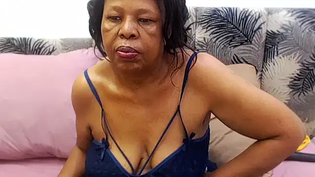 SEXY MATURExx online show from April 5, 2026, 12:24 pm