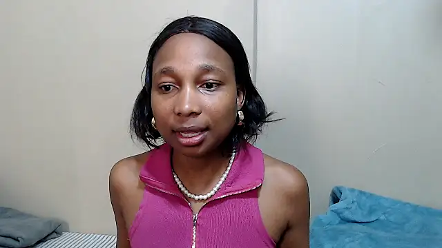 ExtraDoll online show from March 19, 2026, 6:28 am