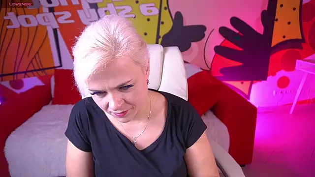 CrystalVibe online show from March 21, 2026, 8:19 am