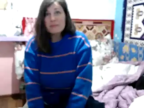 Adelinemilf online show from January 13, 2026, 5:57 am