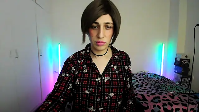 HoneyValentine online show from March 23, 2026, 8:57 pm