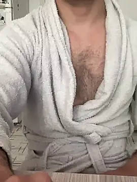 comings33 online show from April 8, 2026, 1:11 pm