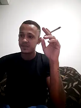 Magrinhodelicia011 online show from March 29, 2026, 12:10 am