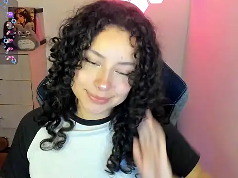 emillyaqua online show from February 28, 2026, 10:55 pm