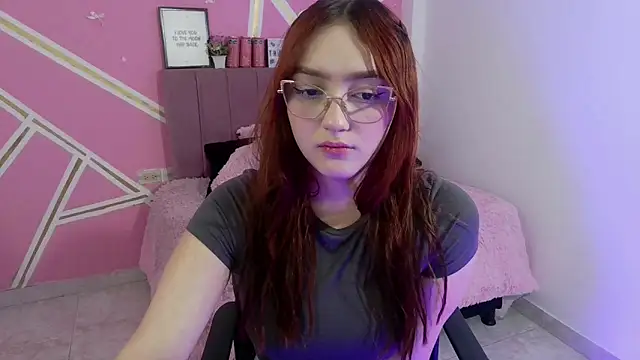 Snapshot of Natasha_Romanof18 chatting on February 26, 2026, 4:11 am Natasha Romanof18 online show from February 26, 2026, 4:11 am