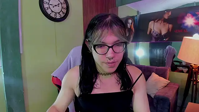 lilith ayanami online show from May 18, 2026, 12:22 pm