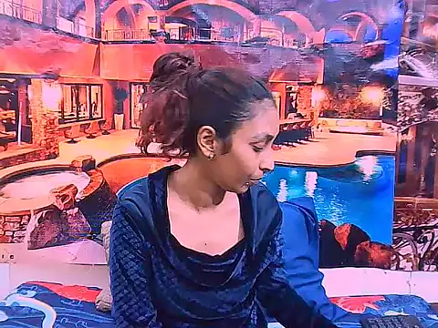 IndianSexyButt online show from April 2, 2026, 5:38 am