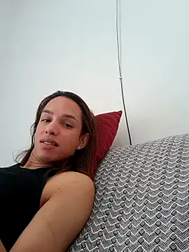 Snapshot of ofjuliaa chatting on February 9, 2026, 3:49 pm ofjuliaa online show from February 9, 2026, 3:49 pm