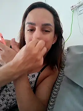 Snapshot of ofjuliaa chatting on February 17, 2026, 2:02 pm ofjuliaa online show from February 17, 2026, 2:02 pm