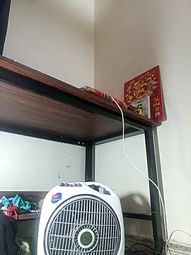 Lyna sexy24 online show from April 6, 2026, 11:38 pm