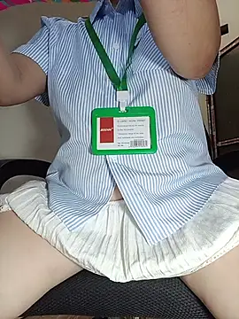 Lyna sexy24 online show from June 6, 2026, 9:03 am