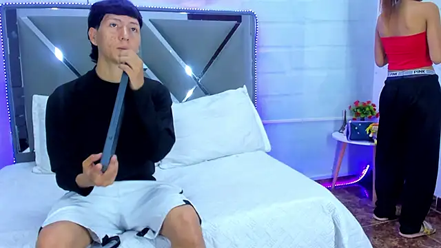 BunnyLove  online show from April 14, 2026, 12:05 am