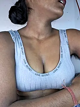 Snapshot of Royal-girl78 chatting on January 15, 2026, 4:44 pm Royal-girl78 online show from January 15, 2026, 4:44 pm