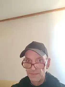 dongoralesko77 online show from March 7, 2026, 8:55 am