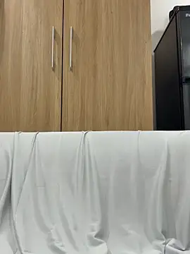 Lol-222 online show from April 14, 2026, 1:28 pm