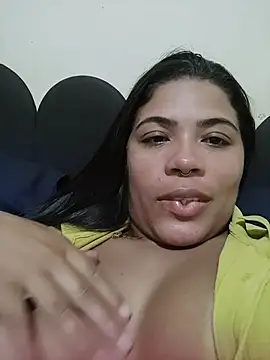 Indiafogosa23 online show from June 5, 2026, 11:54 pm