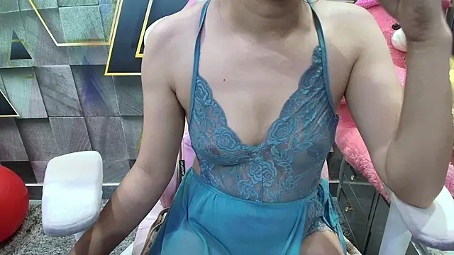 NymphoIsLive online show from June 5, 2026, 12:28 am