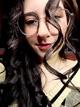 Snapshot of Mysticdooll69 chatting on February 12, 2026, 5:35 am Mysticdooll69 online show from February 12, 2026, 5:35 am