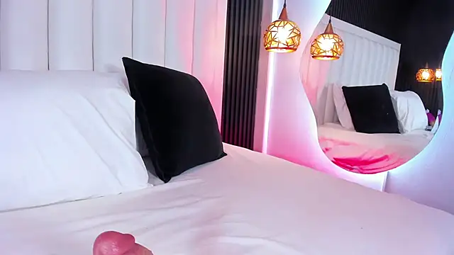 Snapshot of FireDollx chatting on March 3, 2026, 4:29 am FireDollx online show from March 3, 2026, 4:29 am